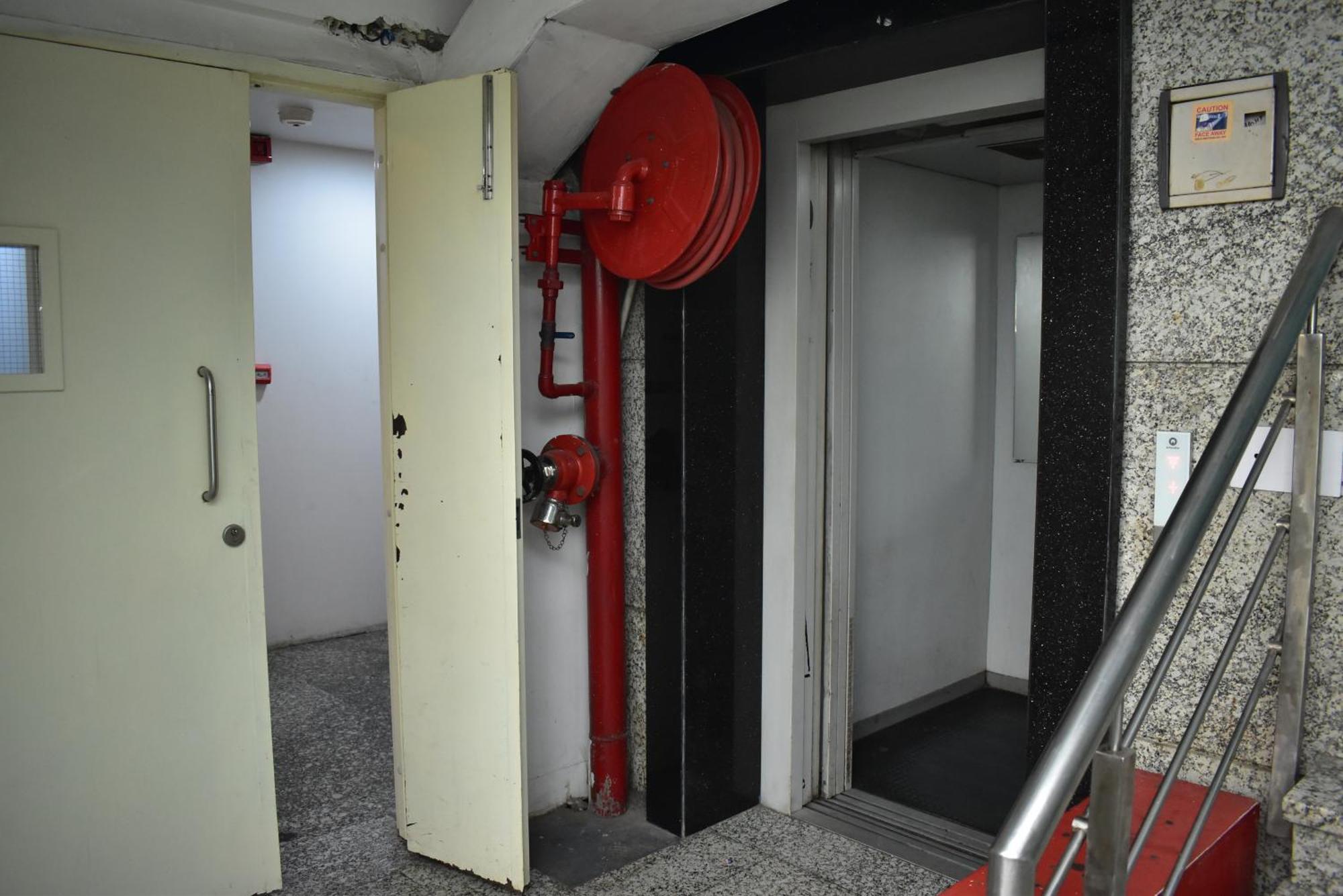 Hotel Golden Saffron By Qotel-Punjabi Bagh Yeni Delhi Dış mekan fotoğraf