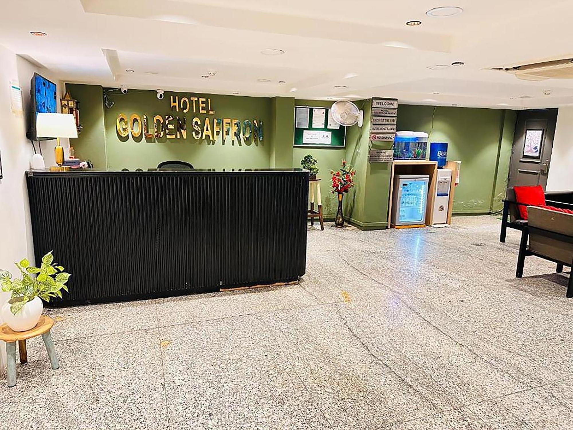 Hotel Golden Saffron By Qotel-Punjabi Bagh Yeni Delhi Dış mekan fotoğraf